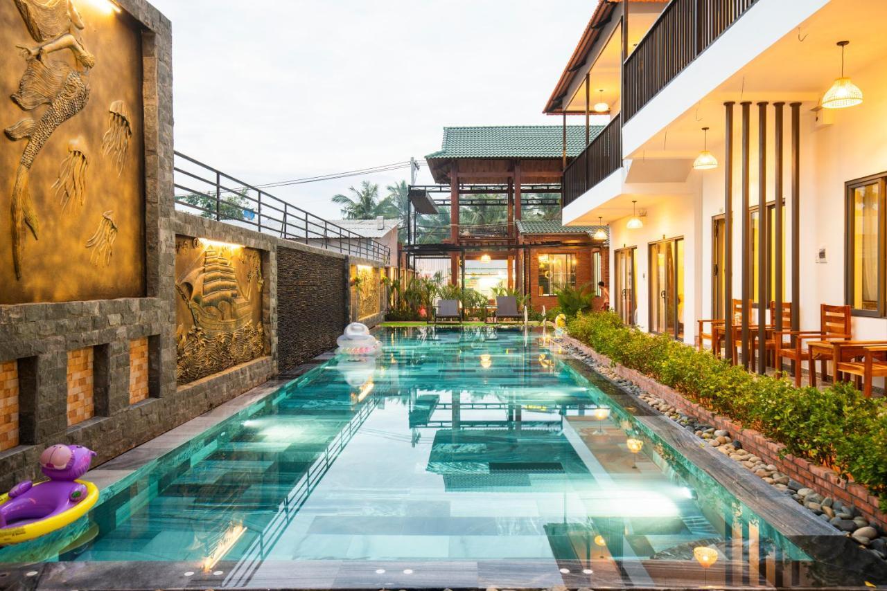 Hotel Aurora House 3*