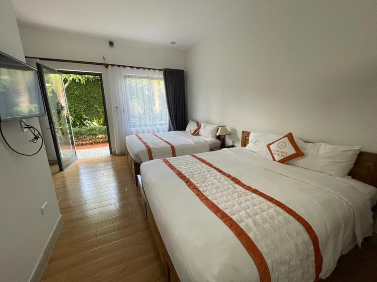 Hotel Aurora House 3*